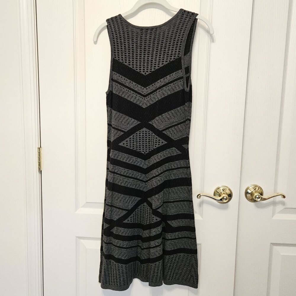 Mossimo Grey and Black Sleeveless Knit Dress Size Medium